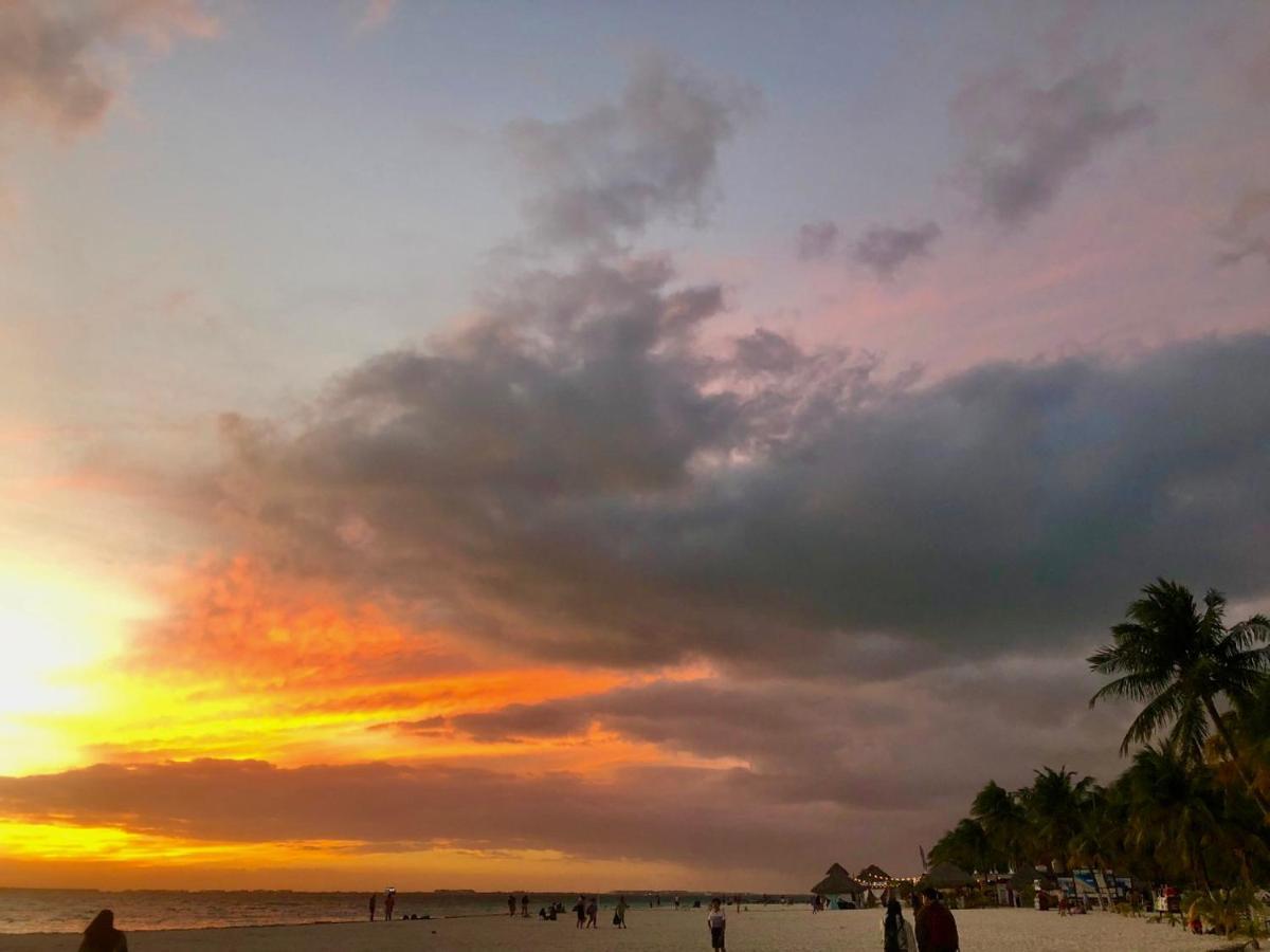 Vc Beach Suites Isla Mujeres Exteriör bild