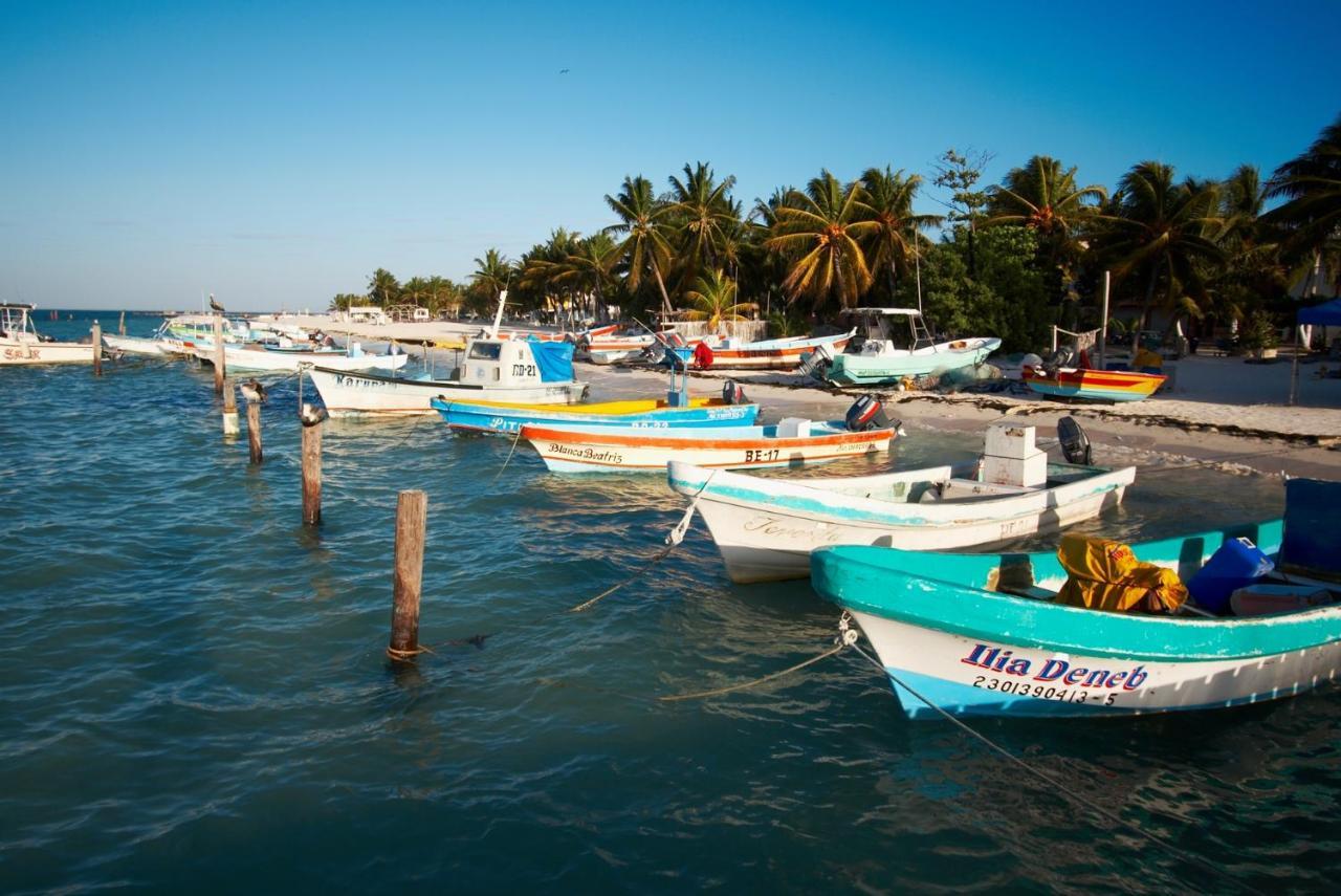 Vc Beach Suites Isla Mujeres Exteriör bild