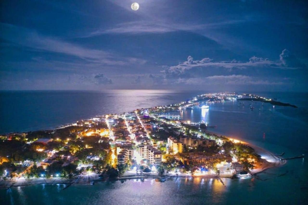 Vc Beach Suites Isla Mujeres Exteriör bild